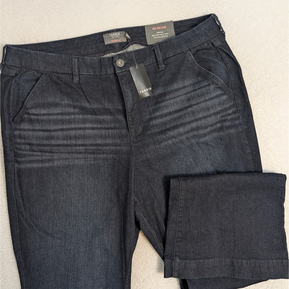 NEW Torrid Jeans Womens 20 TAll Blue Mid Rise Flare Vintage Stretch Dark Wash
